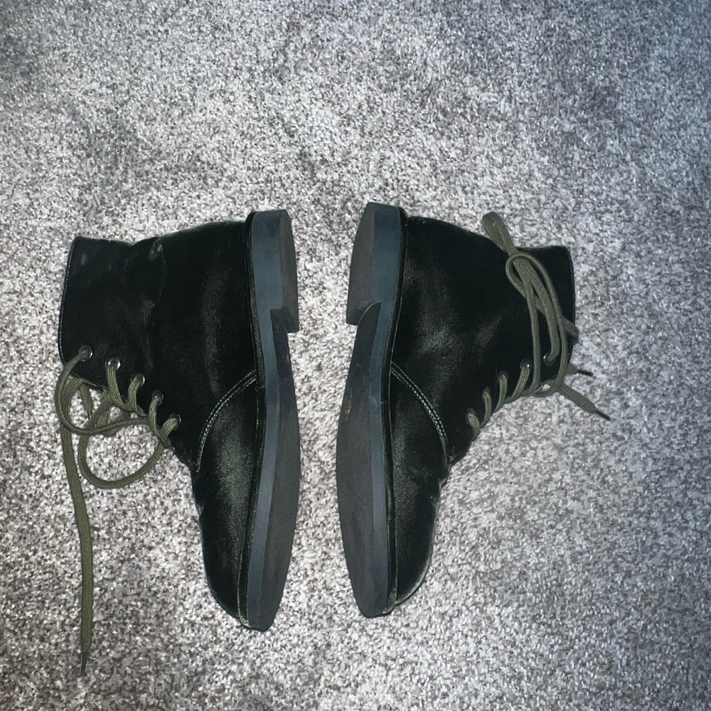 Chanel boots - Picture 10 of 14